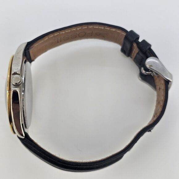 VTG Fossil New Orleans Saints NFL Men Watch 37MM Black Leather Bands New Battery - Picture 9 of 13